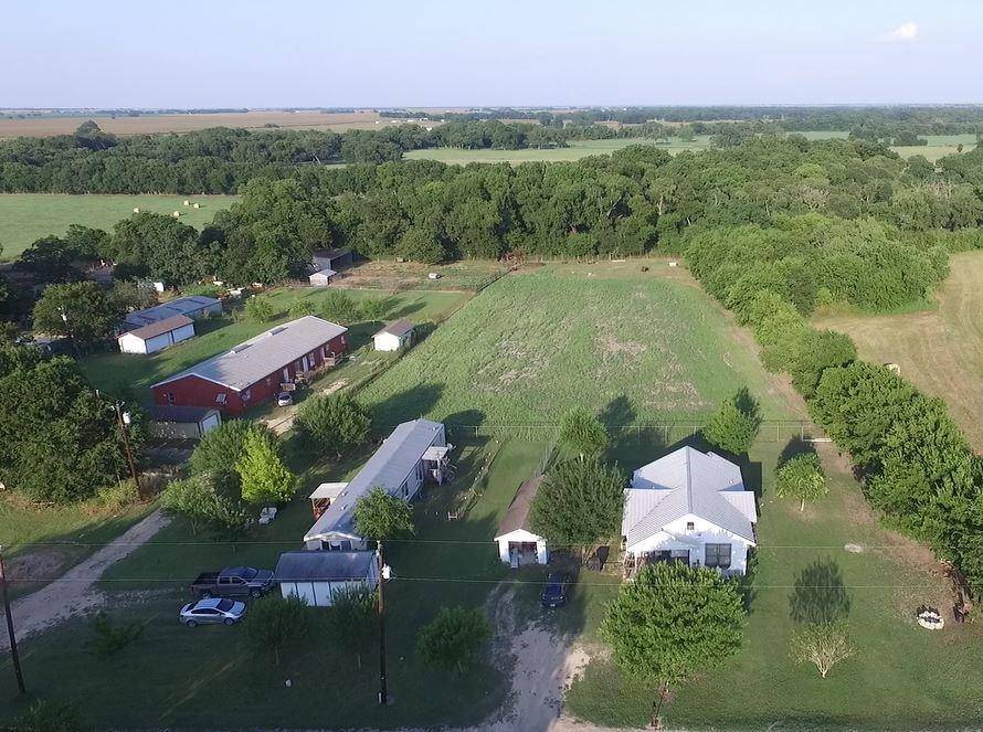 617  & 619 County Road 129, Taylor, TX 76574