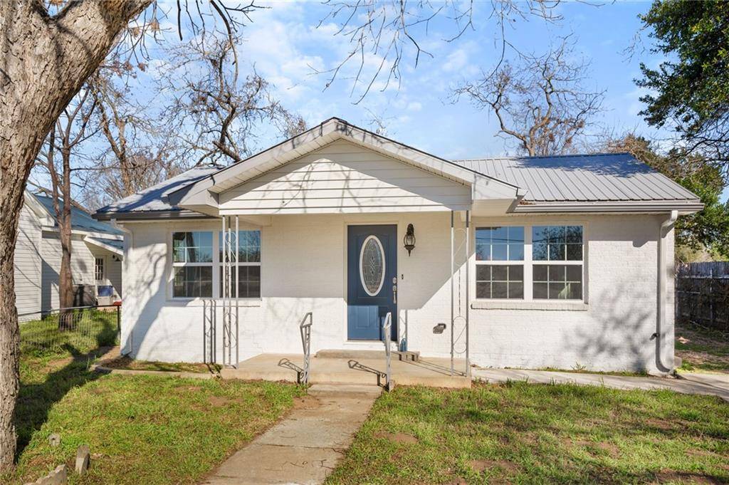 1318 Farm ST, Bastrop, TX 78602