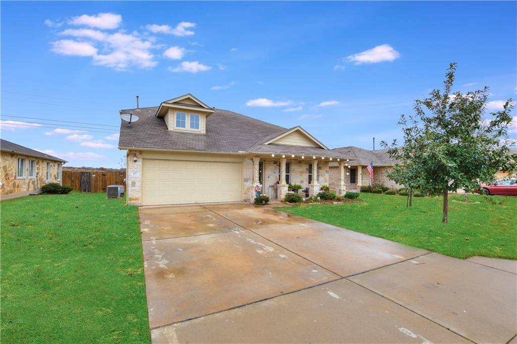 307 Pack Horse DR, Bastrop, TX 78602