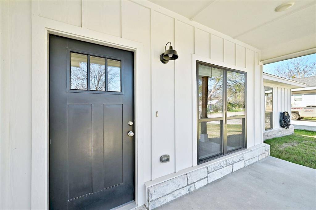 602 Northington ST, Lampasas, TX 76550