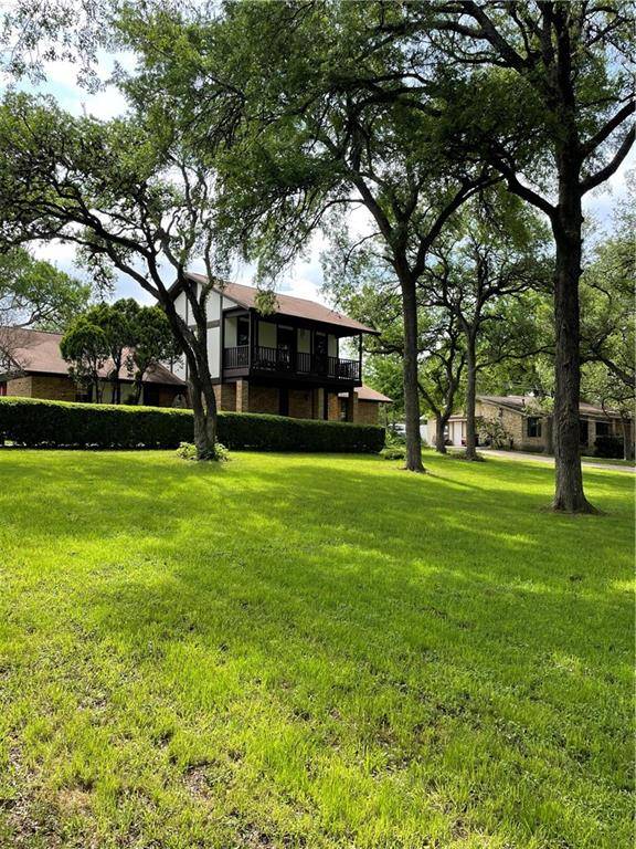 322 Leisurewoods DR, Buda, TX 78610