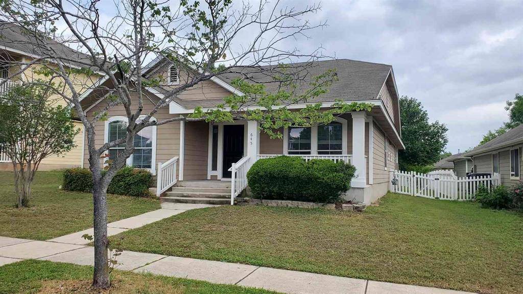 645 Sampson, Kyle, TX 78640