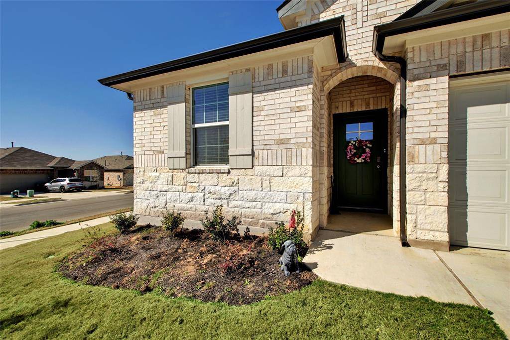 901 Vogel DR, Georgetown, TX 78626