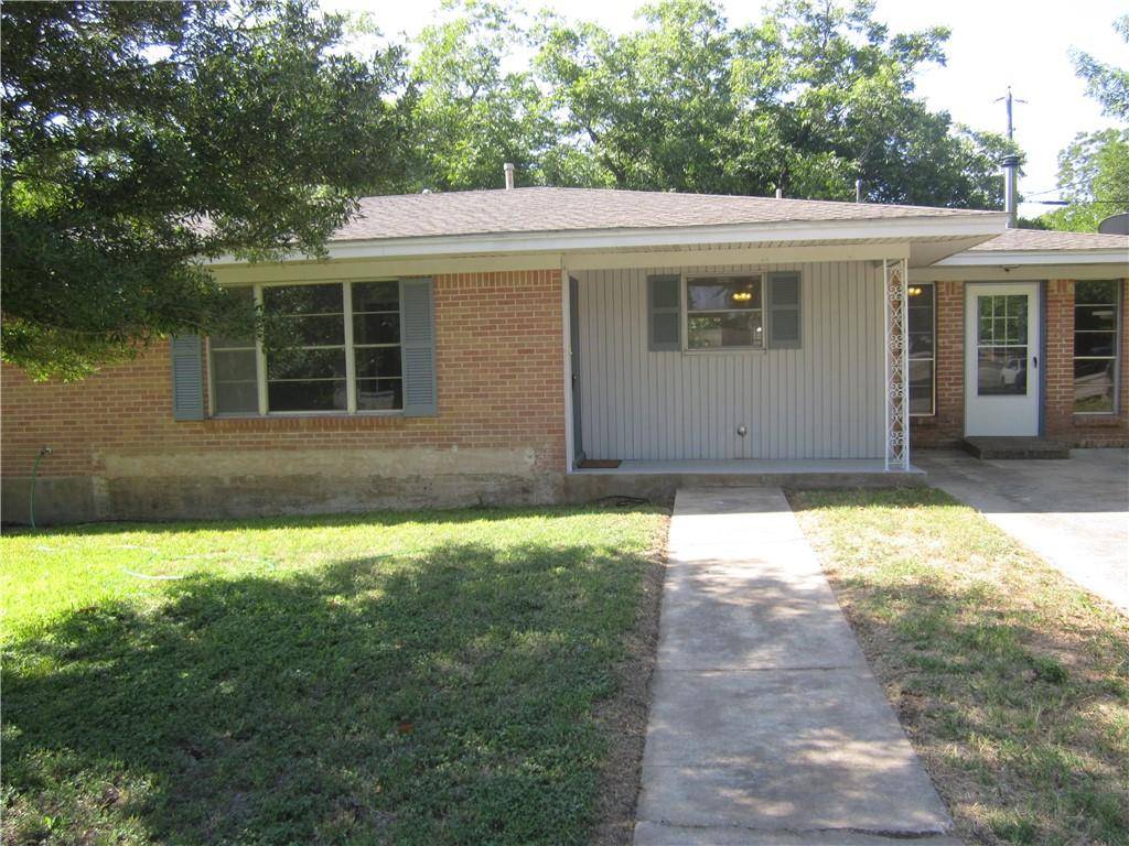 909 George ST, Taylor, TX 76574
