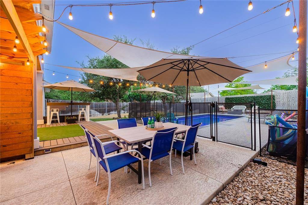 1500 Rocky Mound LN, Cedar Park, TX 78613