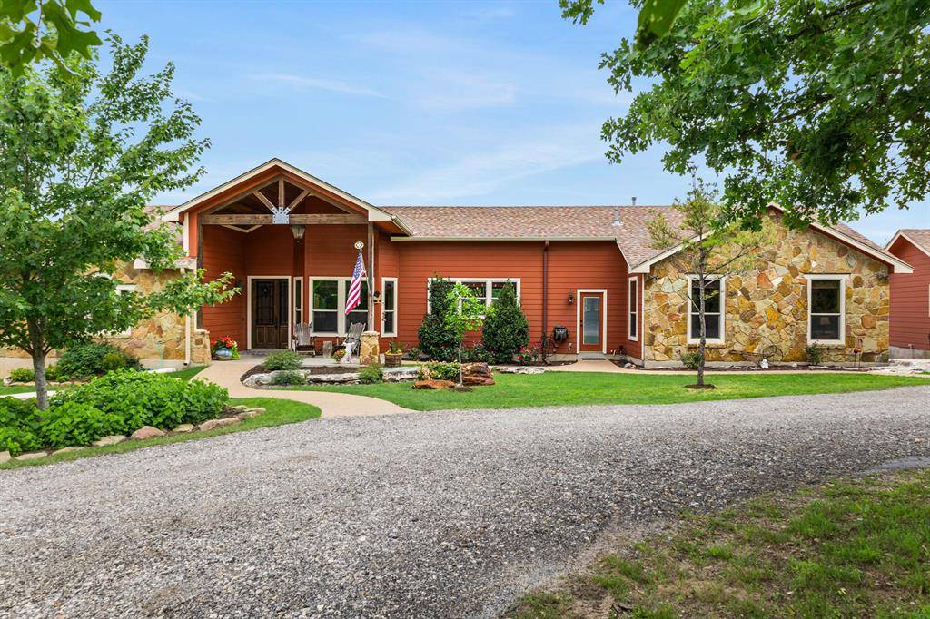 466 Kaanapali LN, Bastrop, TX 78602