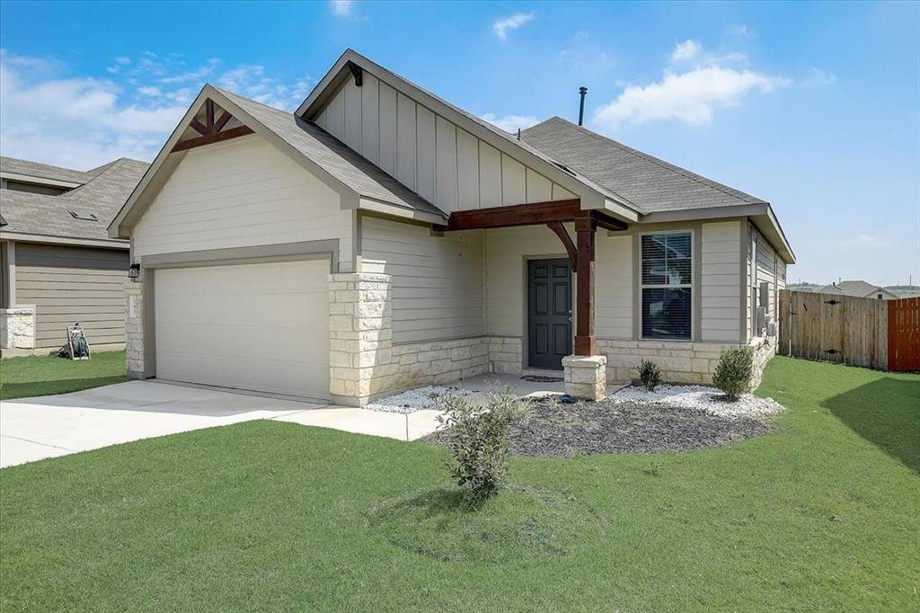 383 Grace Lilly DR, Buda, TX 78610
