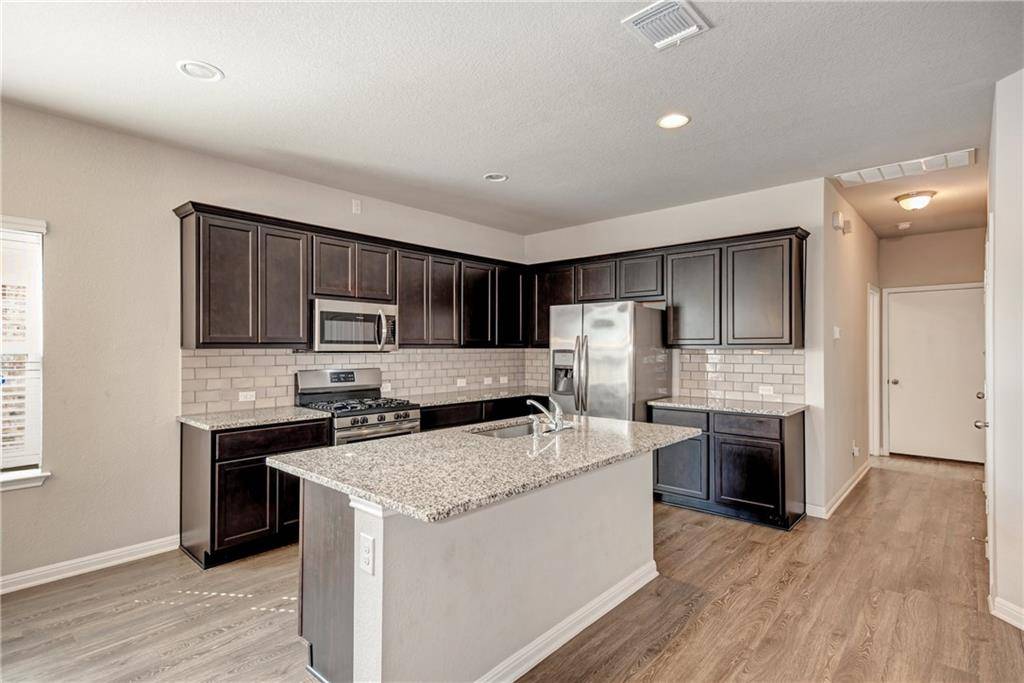 2023 Port Ellen DR, Round Rock, TX 78664