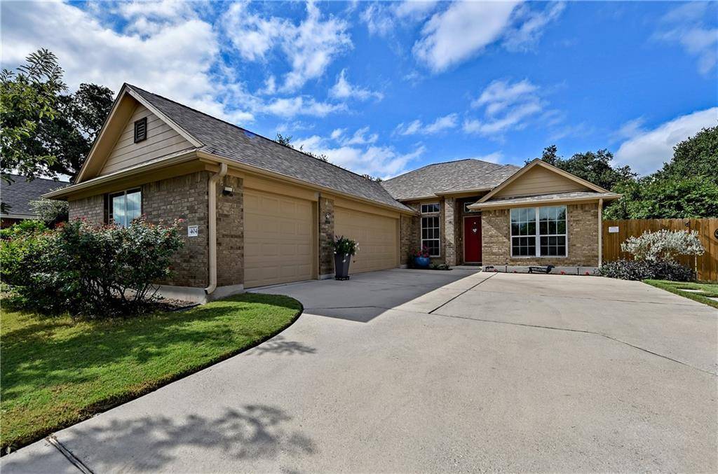 404 River Bluff CIR, Georgetown, TX 78626