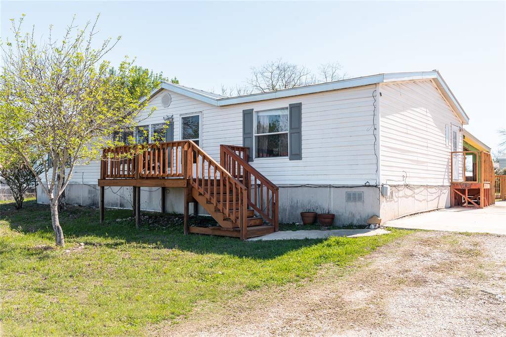 113 Summit DR, Kyle, TX 78640