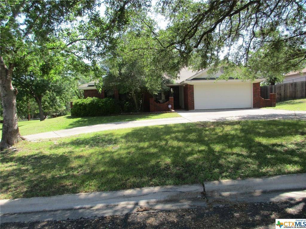 601 S WILLIS ST, Lampasas, TX 76550