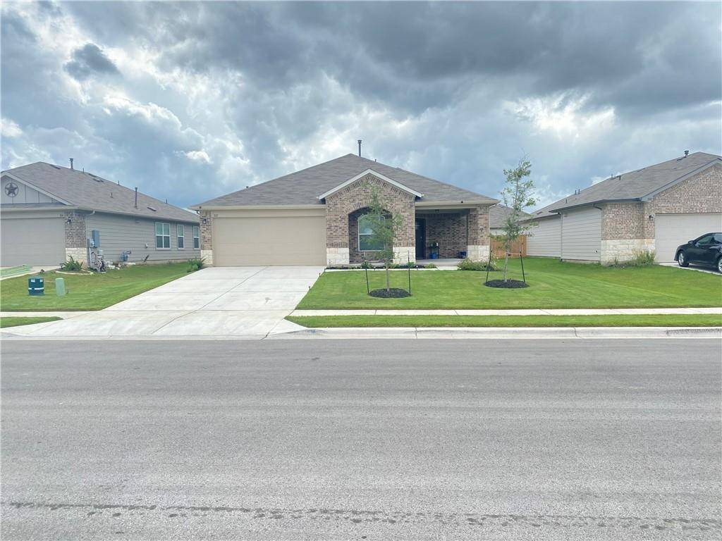 102 Harlan DR, Hutto, TX 78634