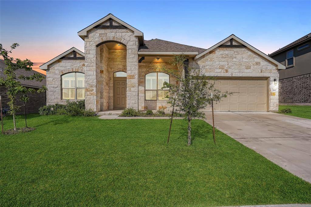 1943 Mexia DR, Round Rock, TX 78664