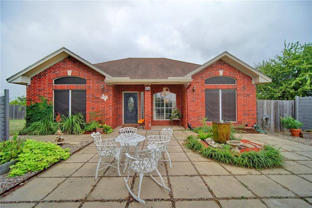 201 Jacobs WAY, Hutto, TX 78634