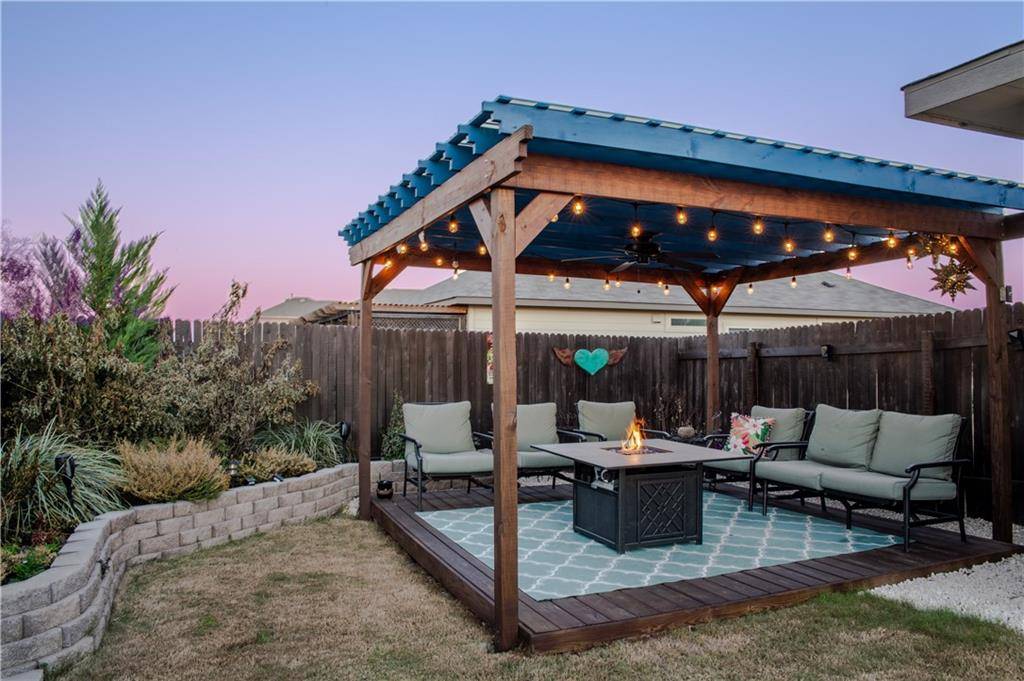 586 Evening Star, Kyle, TX 78640