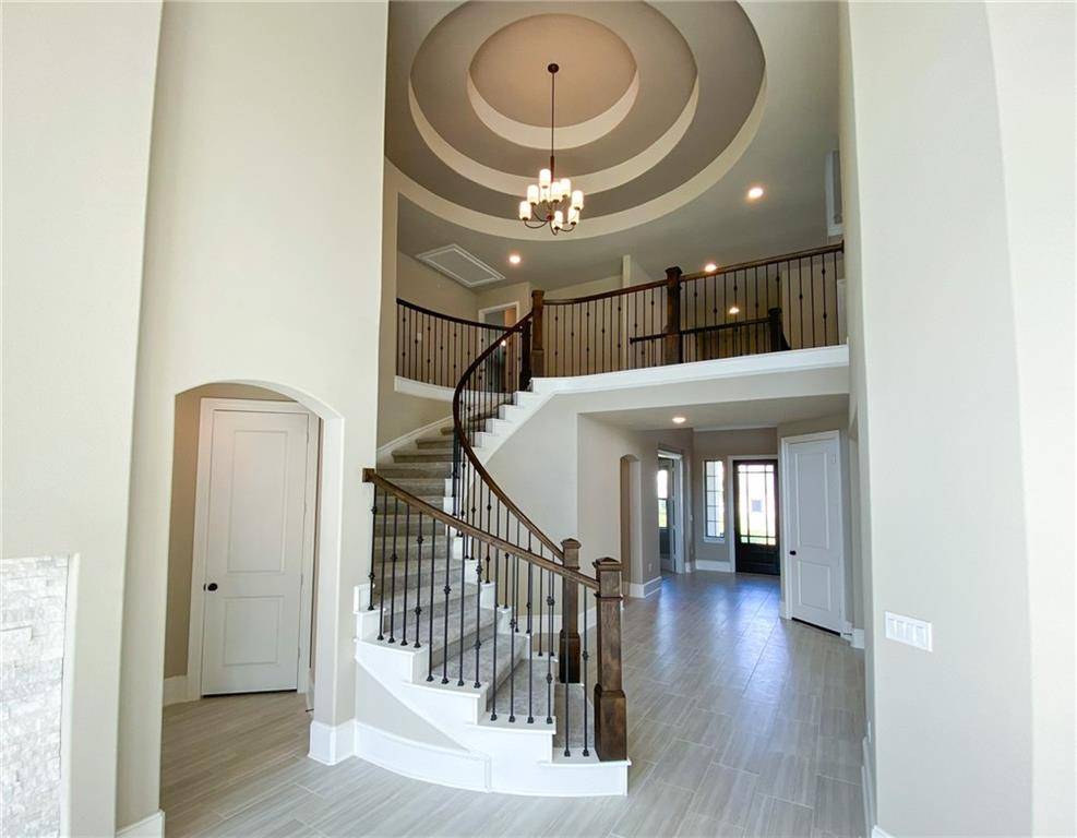 19305 Summit Glory TRL, Spicewood, TX 78669