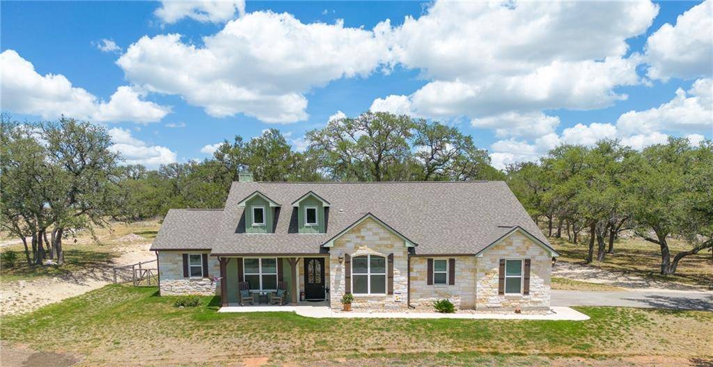 275 Axis CIR, Fredericksburg, TX 78624