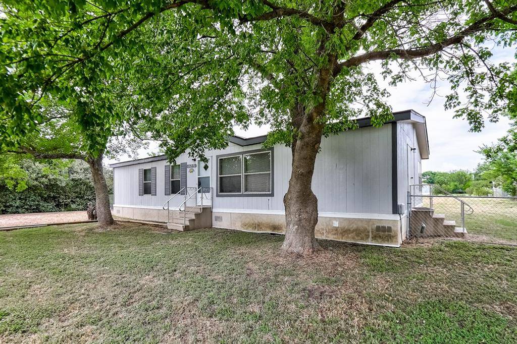 125 Quail Ridge DR, Kyle, TX 78640
