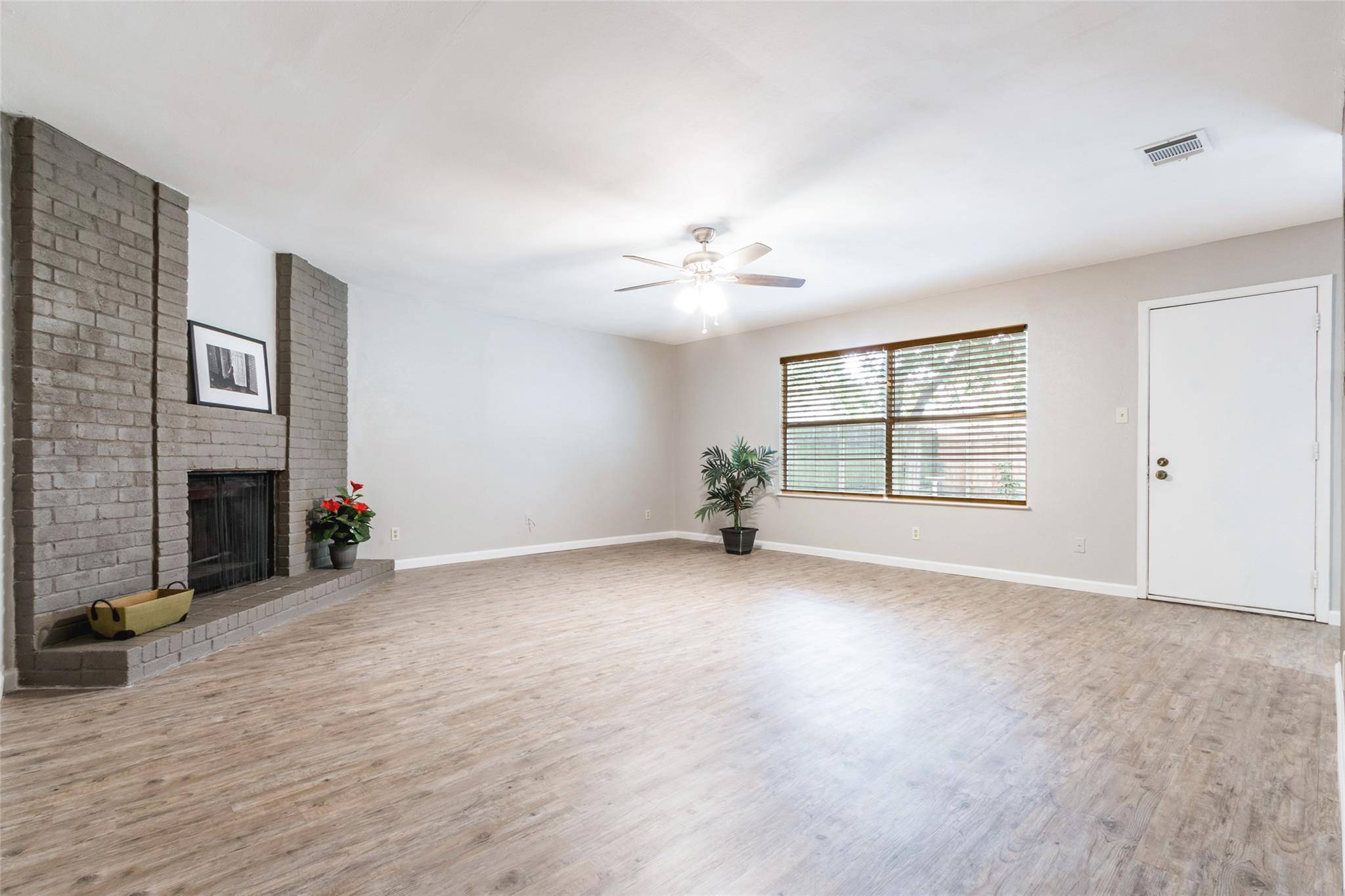 1209 Turtle Creek BLVD, Austin, TX 78745