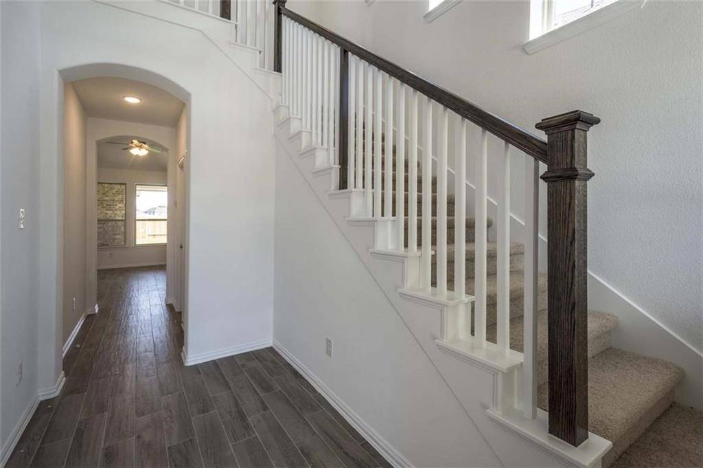 11725 American Mustang LOOP, Manor, TX 78653