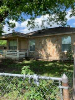200 N 7th ST, Lometa, TX 76853