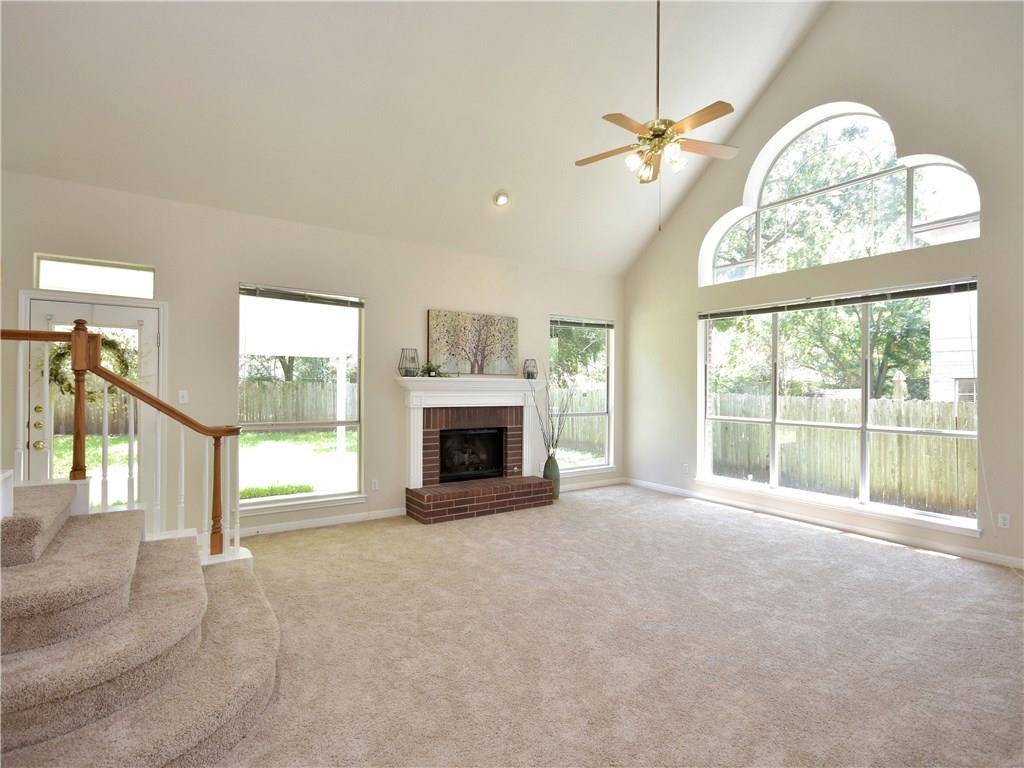 3931 Grayling LN, Round Rock, TX 78681