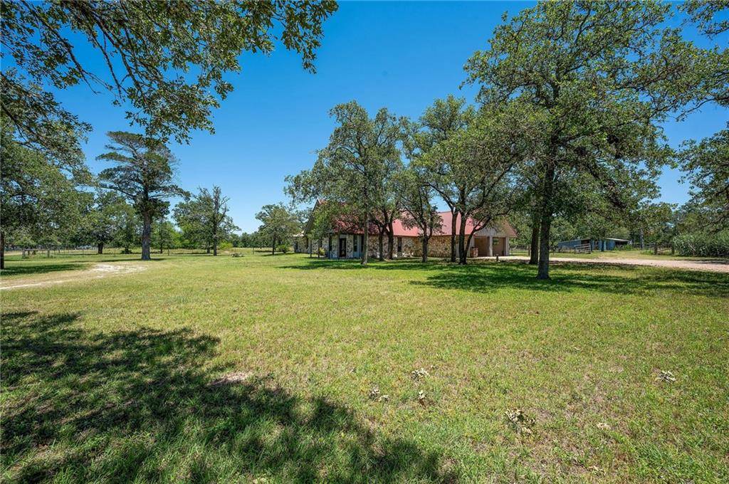 1028 CR 232, Giddings, TX 78942
