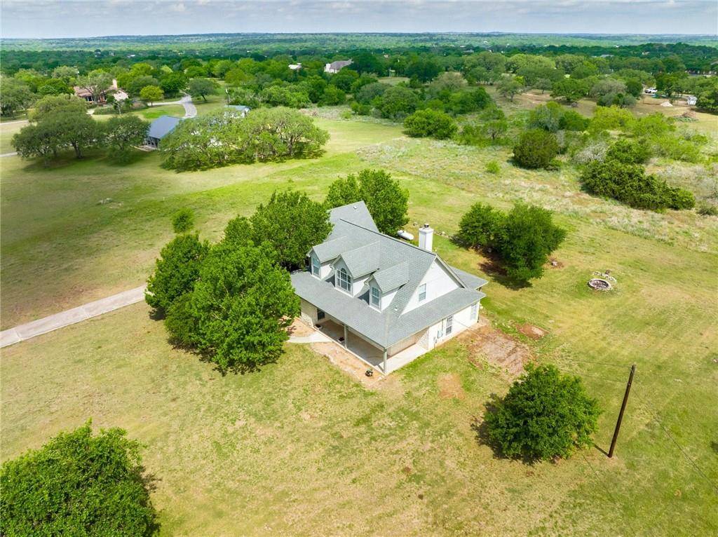 220 Woodland Oaks TRL, Buda, TX 78610