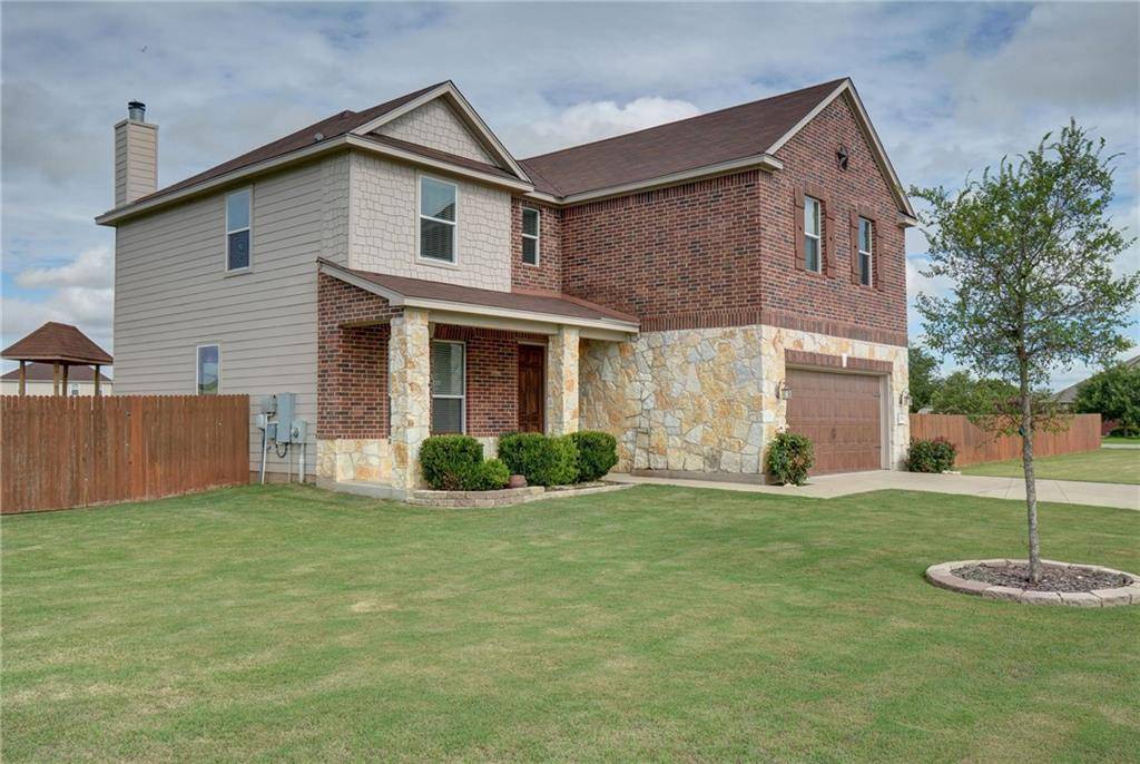 104 Brittany LN, Bastrop, TX 78602