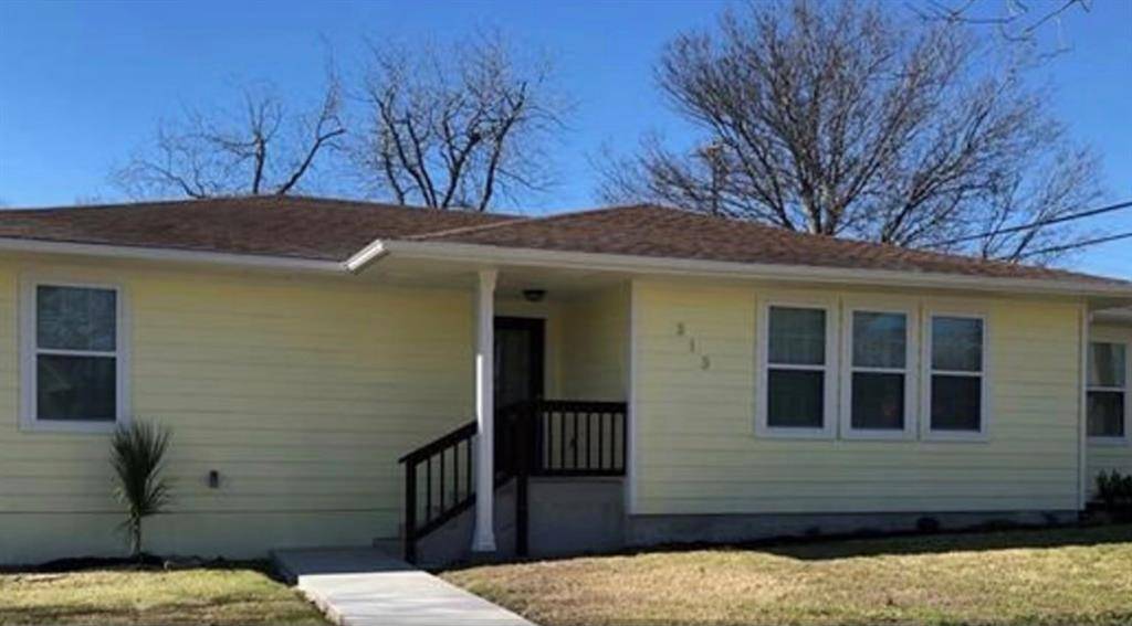 313 Park ST, Taylor, TX 76574