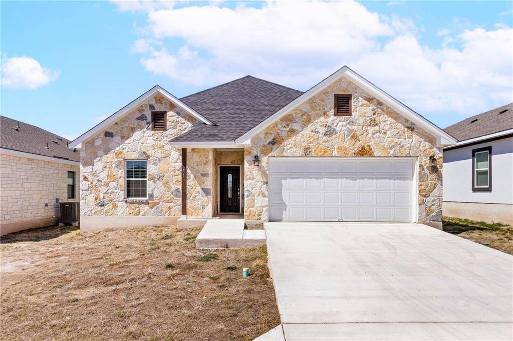 237 Dudley WAY, Fredericksburg, TX 78624