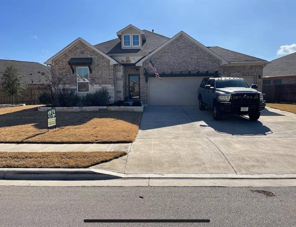 127 Edgewater TRL, Bastrop, TX 78602