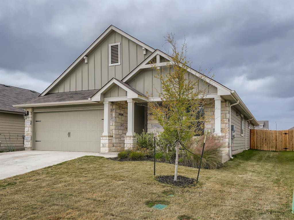 1820 TH Johnson DR, Taylor, TX 76574