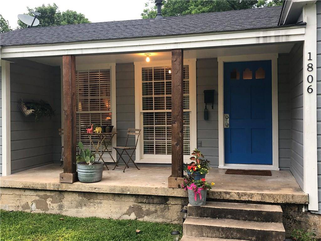 1806 Lexington ST, Taylor, TX 76574