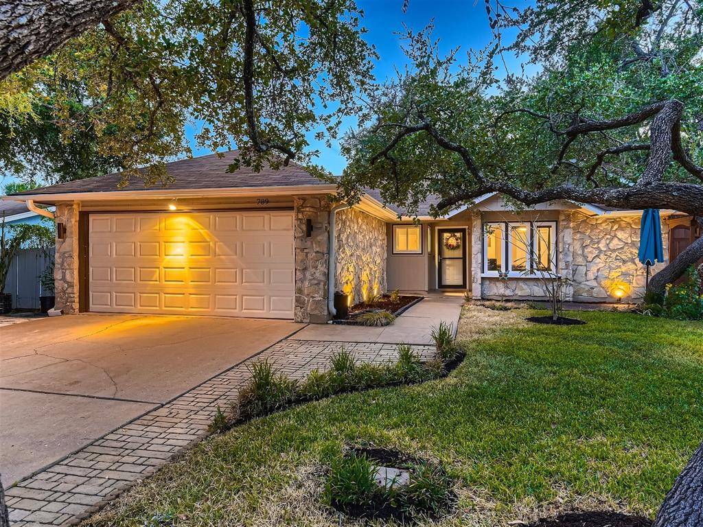 709 Russet Valley DR, Cedar Park, TX 78613