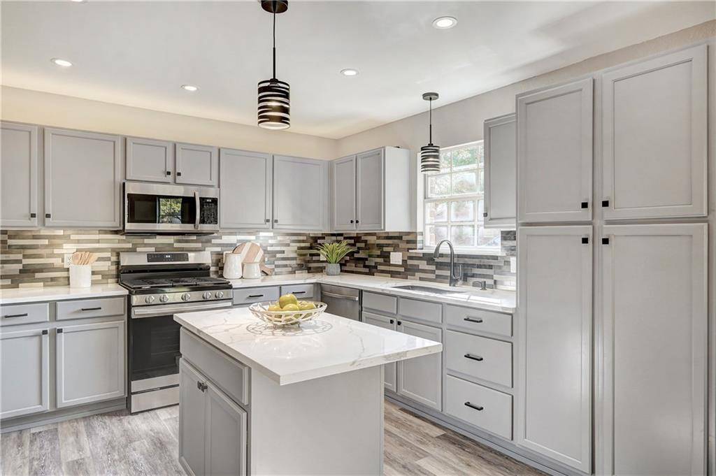 1701 Woodland DR, Cedar Park, TX 78613