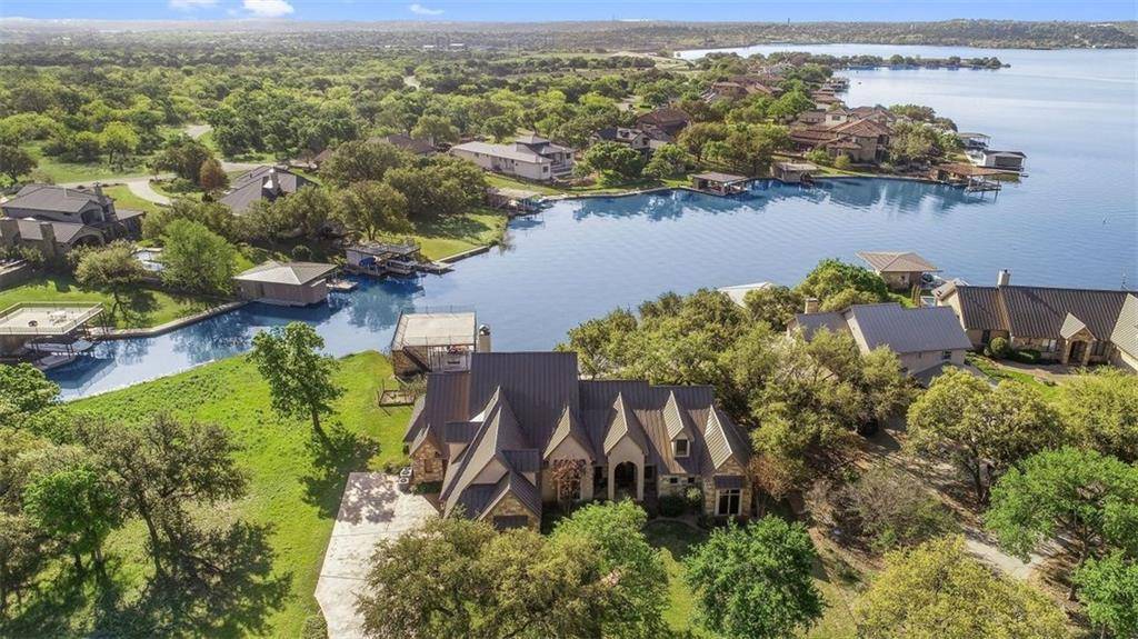 311 Wilderness DR E, Marble Falls, TX 78654