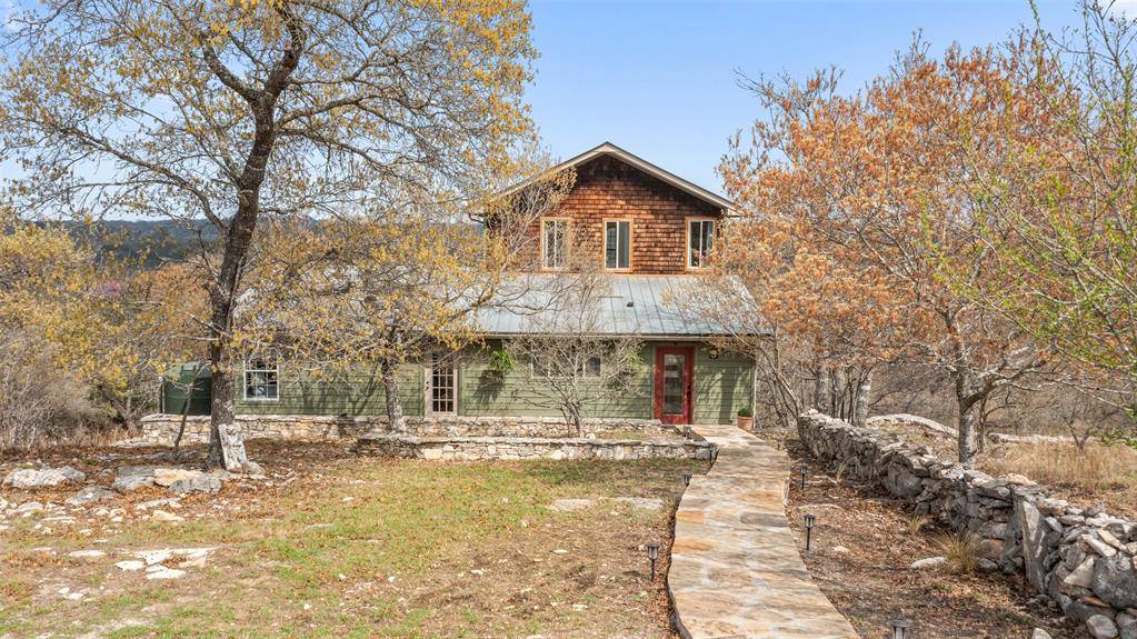909 Alamo RD, Fredericksburg, TX 78624