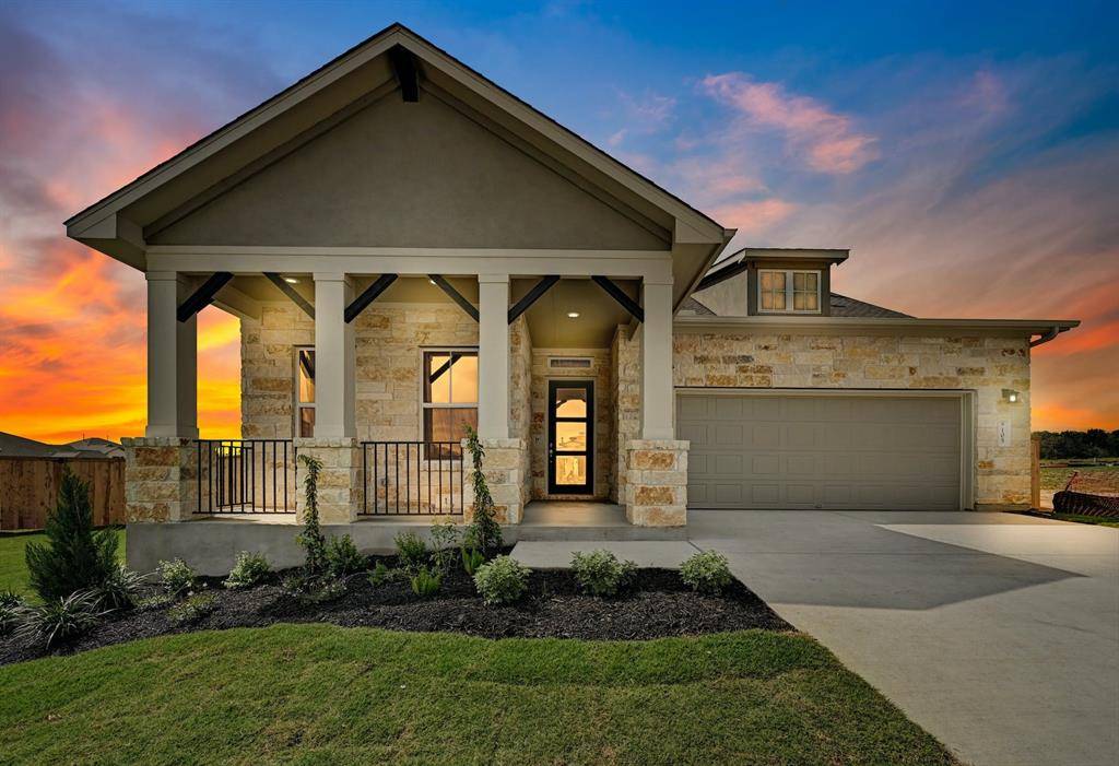 105 Big Pine Creek LN, Bastrop, TX 78602