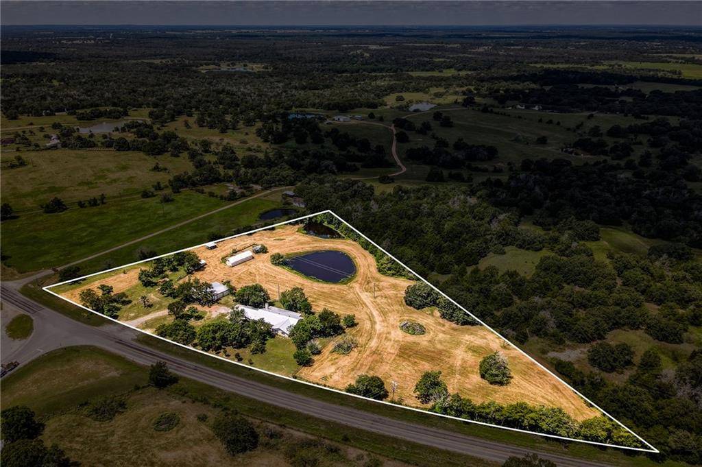 5953 FM 141, Ledbetter, TX 78946