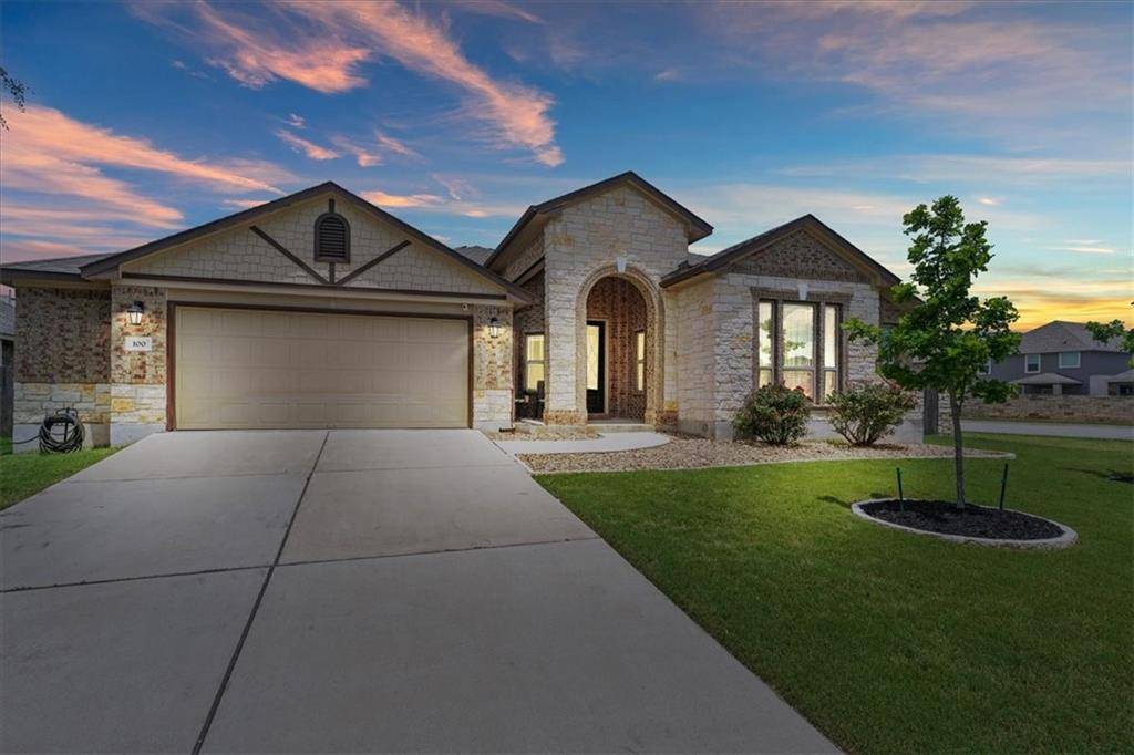 100 Loch Lomond ST, Hutto, TX 78634