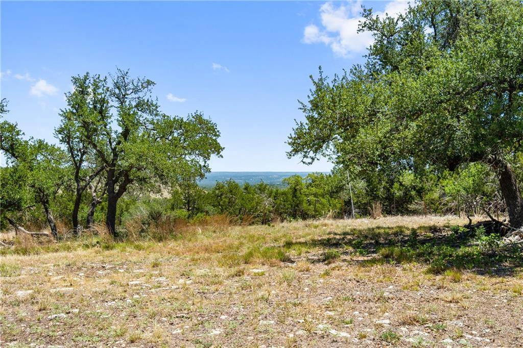120 Trophy Oak PT, Fredericksburg, TX 78624