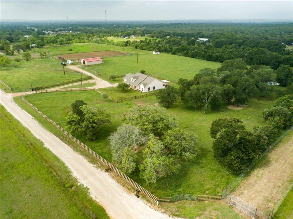1233 CR 454, Lincoln, TX 78948