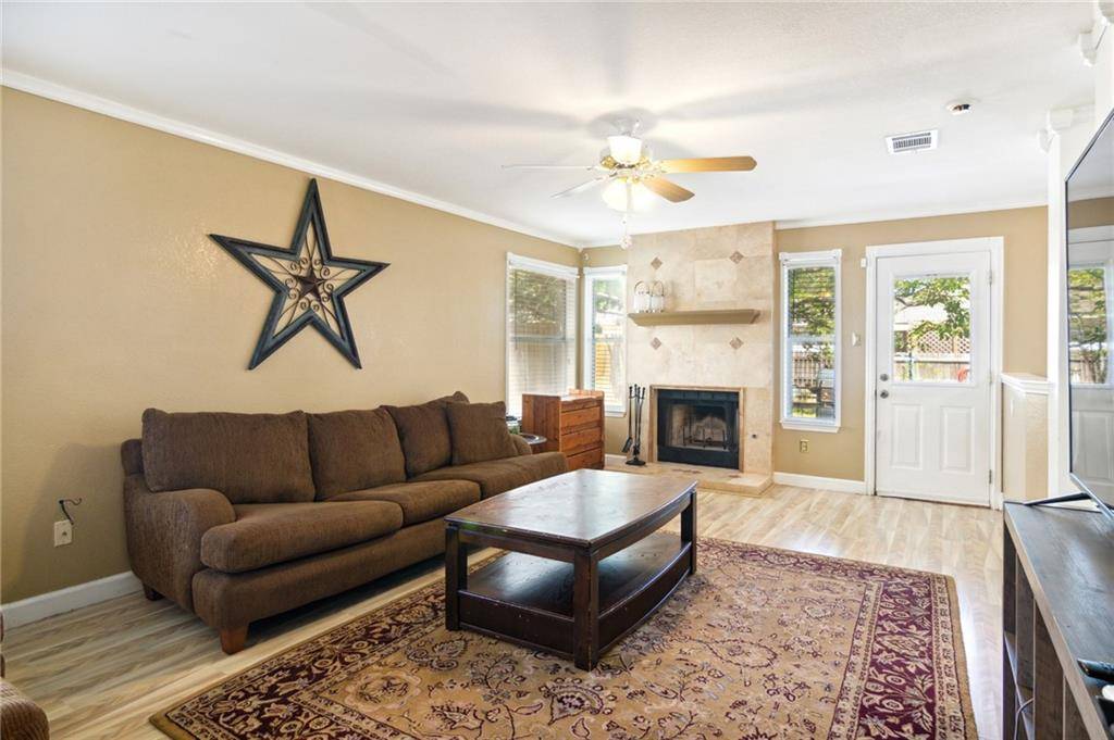 1216 Green Terrace DR, Round Rock, TX 78664