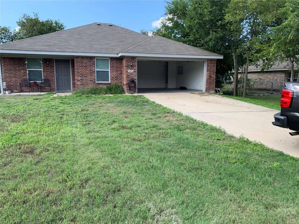 905 E Ave C Ave, Lampasas, TX 76550