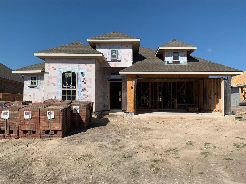107 Skylark LN, Hutto, TX 78634