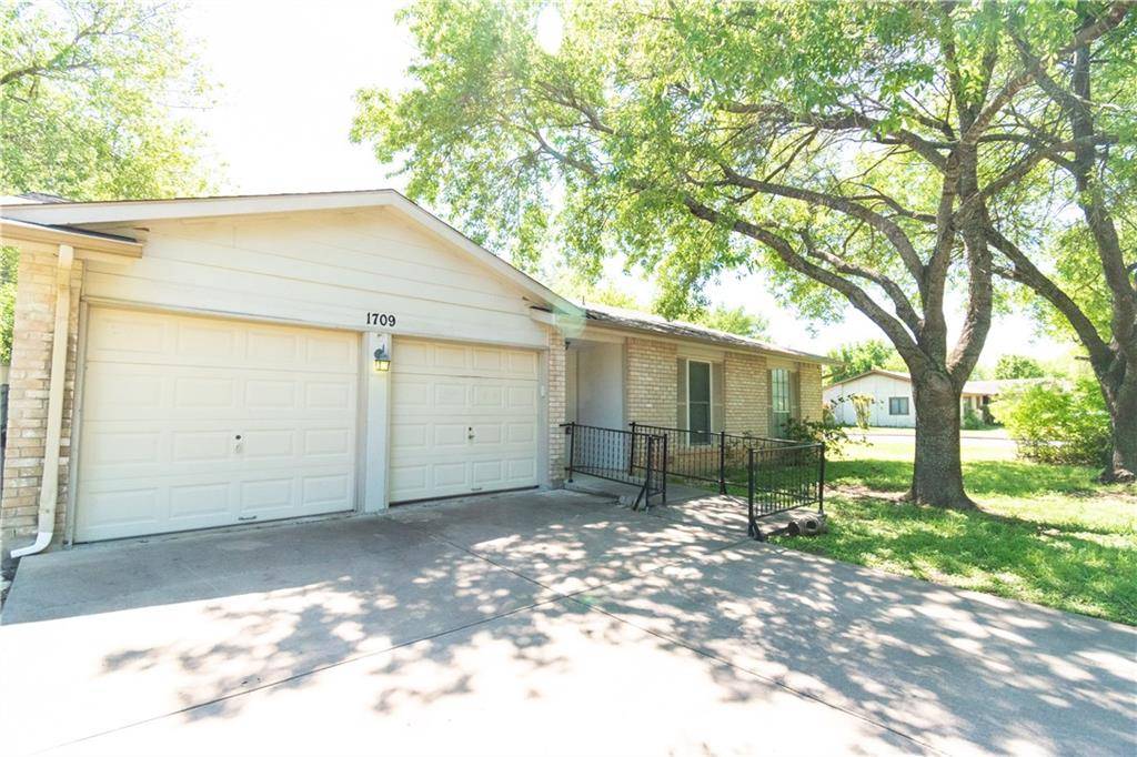 1709 W Mesa Park DR, Round Rock, TX 78664