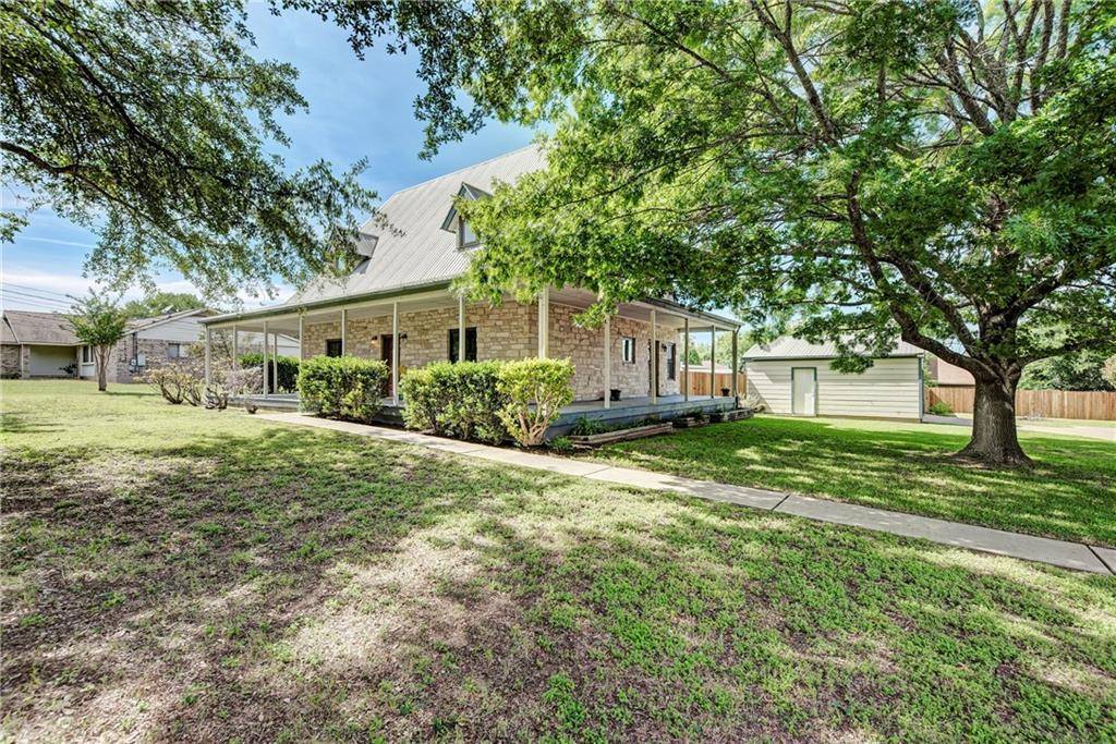 114 Meadow Woods DR, Kyle, TX 78640