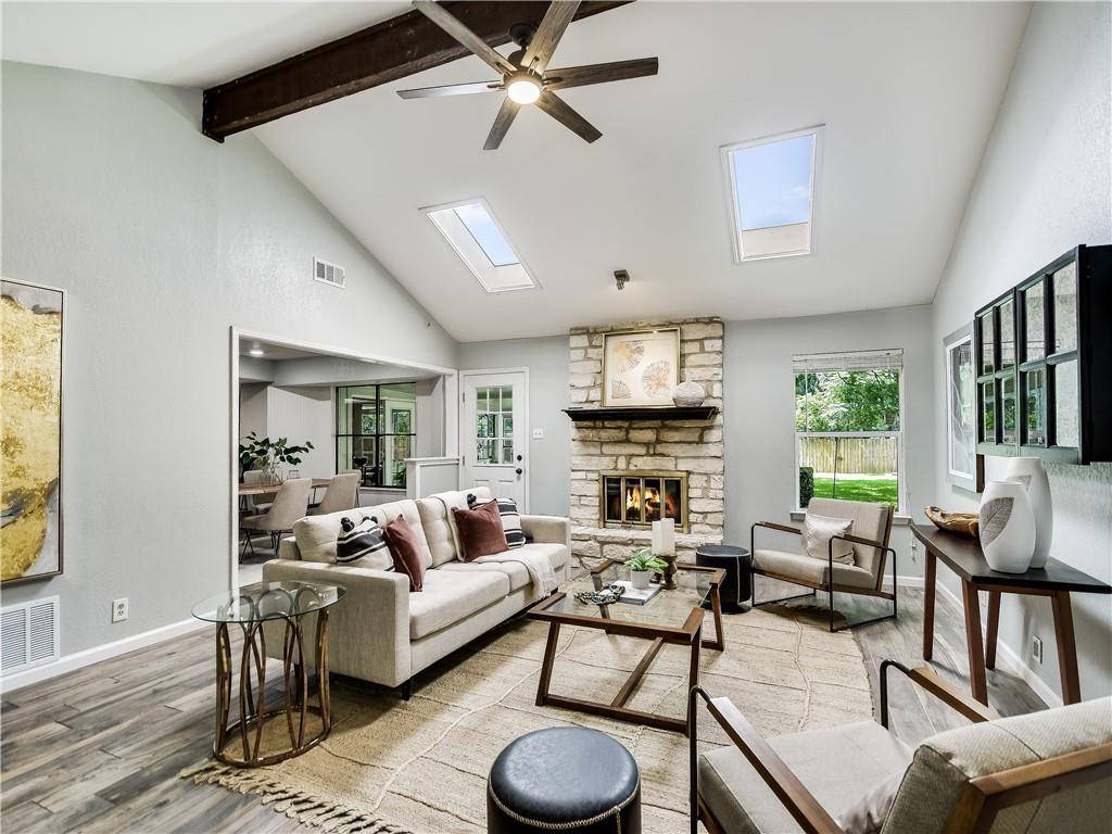 238 Quicksilver DR, Cedar Park, TX 78613