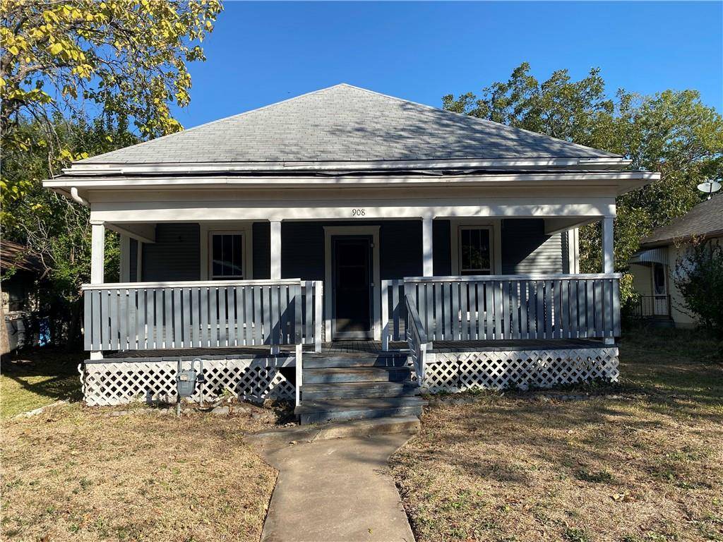 908 James ST, Taylor, TX 76574